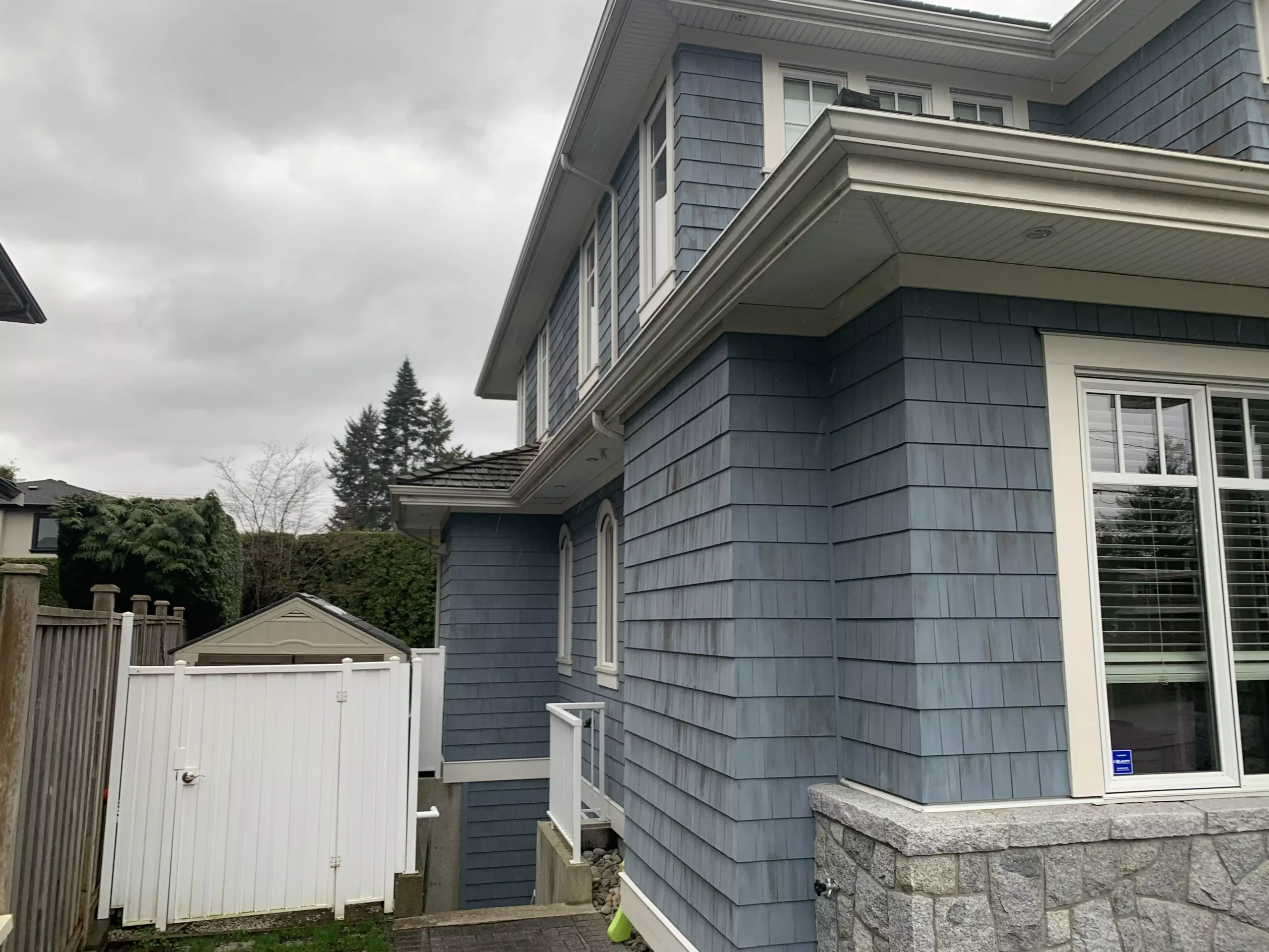 Exterior painting, AZ painting company Canada