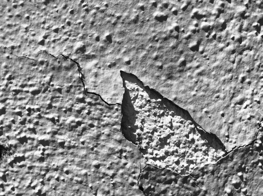 damaged stucco paint
